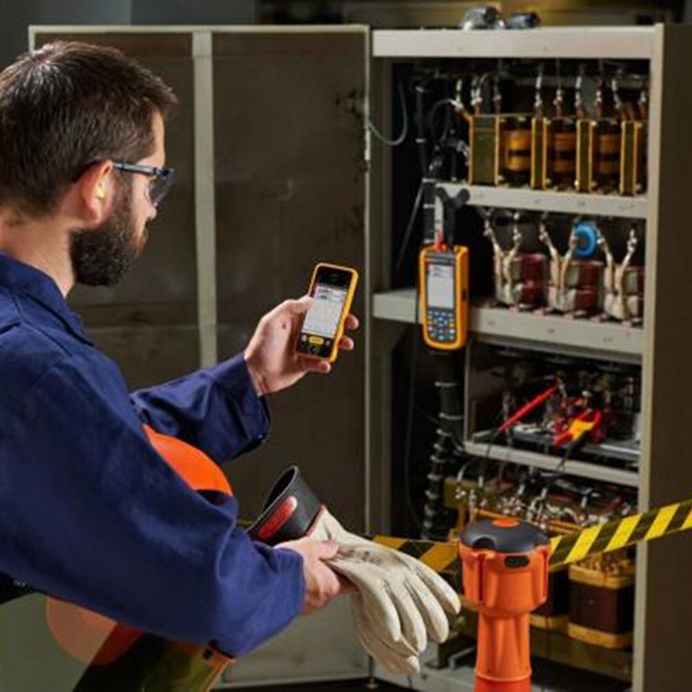 FLUKE 124B  정품 플루크 스코프미터 ,휴대용 오실로스코프 (40MHZ)