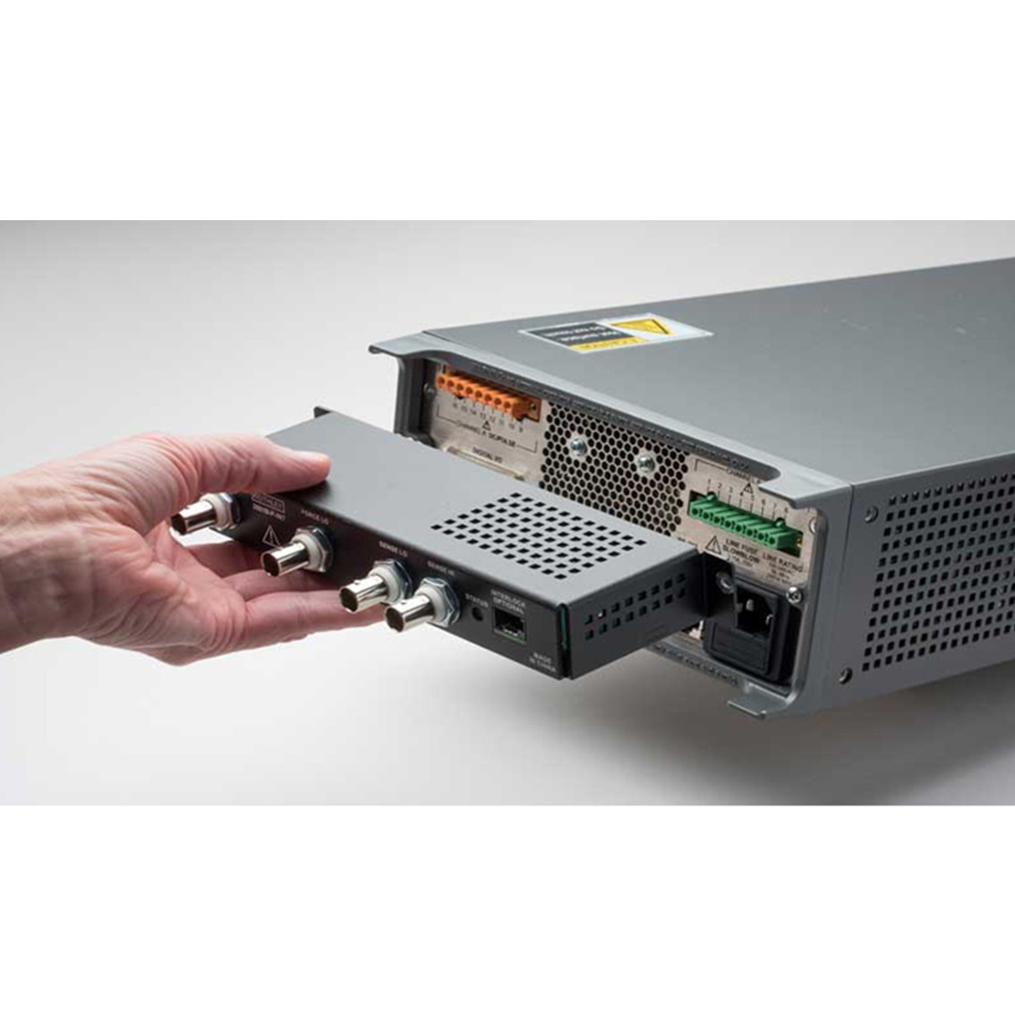 TEKTRONIX 2601B 시스템 소스미터SMU 1CH, 40V, 10A, 200W, 100fA, 100nV