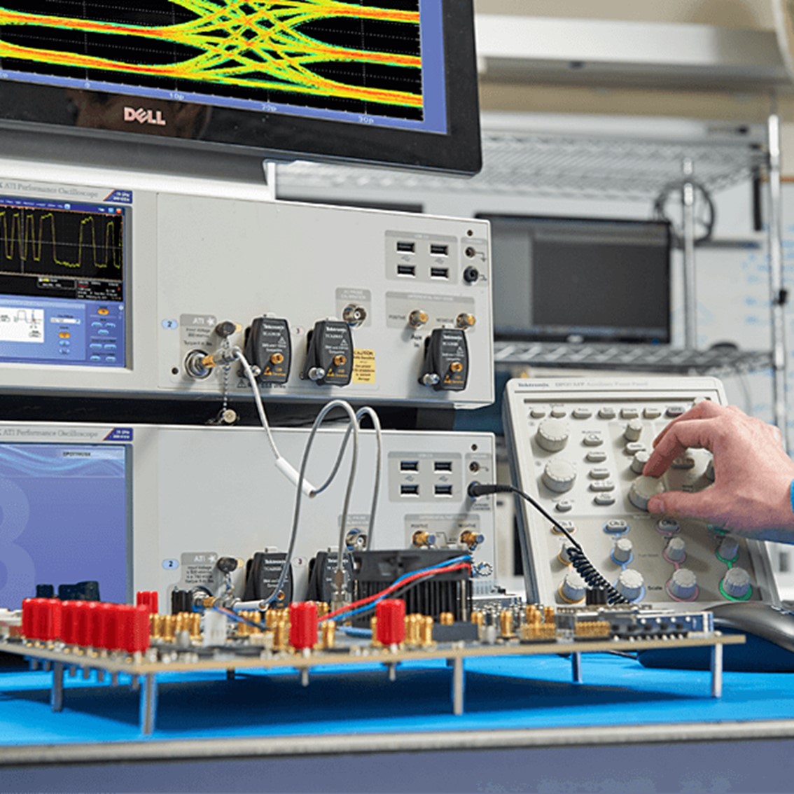 TEKTRONIX DPO75902SX 고성능 오실로스코프  1CH:59GHz, 2CH:33GHz / 59GHz / 200GS/초,100GS/초